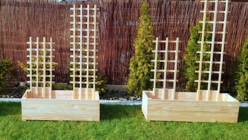 Деревянная пергола, садовые решетки - 2 шт.