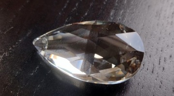 KRYSZTAŁ, ZAWIESZKA KRYSZTAŁOWA 4.5 CM ŁEZKA MIGDAŁ