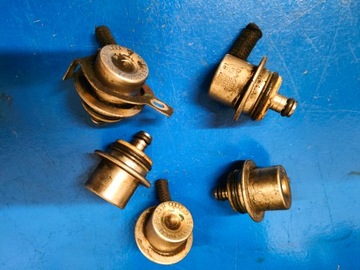 Zawór regulator ciśnienia paliwa Audi A3 8P Golf V 1.4 1.6 036133035A