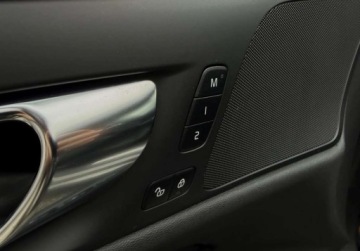 Volvo V60 II  2020 Volvo V60 B4 197KM INSCRIPTION BLIS navi BEZWYPADKOWY automat, zdjęcie 30