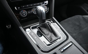 Volkswagen Arteon Fastback 2.0 TSI 190KM 2020 Volkswagen Arteon 2,0 TSI 190 KM R-LINE DSG Nawigacja Kamera Virtual Tacho, zdjęcie 14