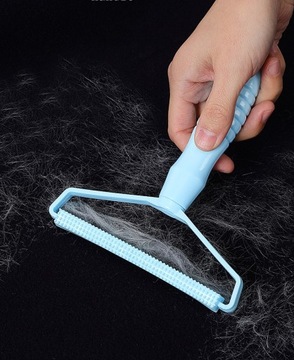 Щетка для бритвы, чтобы удалить волосы из одежды