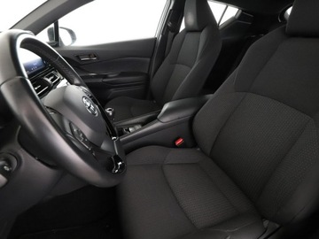 Toyota C-HR I Crossover 1.2L Turbo 116KM 2017 Toyota C-HR niski przebieg grzane fotele kamera, zdjęcie 12