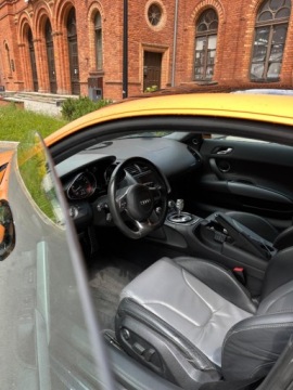 Audi R8 I Coupe 5.2 V10 FSI 525KM 2009 Audi R8 Coupe Audi R8 Coupe 5,2 TFSI LAMBO 525KM Quattro-Akrapovi 5.2, zdjęcie 25