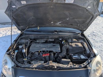 Toyota Avensis II Sedan 1.8 VVT-i 129KM 2004 Toyota Avensis 1.8 VVTI LPG Klima Tempomat Serwis Gwarancja 1.8 129KM, zdjęcie 17