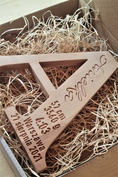 Drewniana litera, metryczka z drewna grawer 25cm, prezent na chrzest roczek