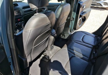 Jeep Renegade SUV 1.4 MultiAir 140KM 2015 Jeep Renegade swiezo sprowadzony, zarejestrowany 1.4 Benzyna 140KM, zdjęcie 8