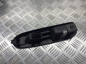PANEL OKNO PRAVÝ PŘEDNÍ RENAULT THALIA I
