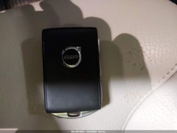 Volvo XC60 II Crossover T5 250KM 2020 Volvo XC 60 2020 r., 2,0L T5 MOMENTUM 2.0 Benzyna 250KM, zdjęcie 12