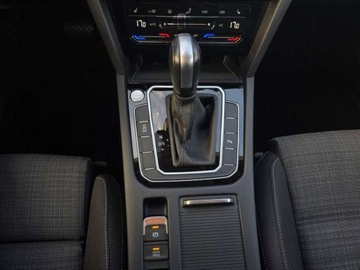Volkswagen Passat B8 Variant Facelifting 1.5 TSI EVO 150KM 2022 Volkswagen Passat 1.5TSI 150KM FV23 DSG Business Salon Polska Serwisowany, zdjęcie 19