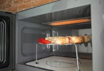Комплект Gorenje black RETRO Духовой шкаф + газовая варочная панель + вытяжка + микроволновая печь