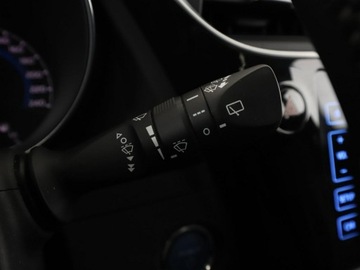 Toyota Auris II Touring Sports Facelifting 1.8 Hybrid 136KM 2017 Toyota Auris hybryda kamera tempomat Bluetooth, zdjęcie 30