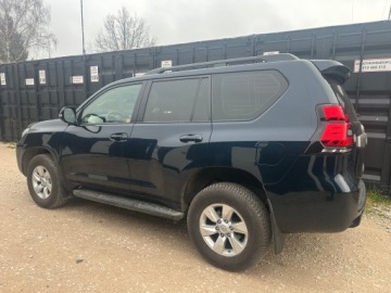 Toyota Land Cruiser VII 2022 TOYOTA LAND CRUISER PRADO (_J15_) 2.8 D-4D (GDJ150_, GDJ155_) 177 KM, zdjęcie 2