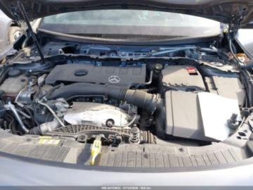 Mercedes GLA II 2022 Mercedes-Benz GLA 2022 Mercedes-Benz GLA GLA 250 SUV 2.0 Benzyna 221KM, zdjęcie 4