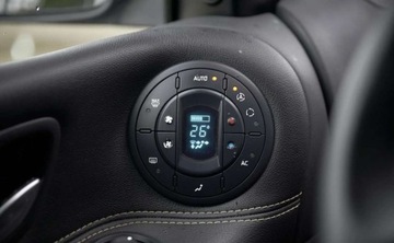 Renault Espace IV Van Facelifting 2.0 dCi 150KM 2013 Renault Grand Espace Renault Grand Espace 2.0 dCi FAP Initiale 2.0 Diesel, zdjęcie 26