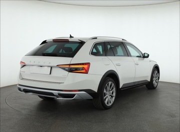 Skoda Superb III Scout 2.0 TDI 190KM 2019 Skoda Superb 2.0 TDI, Salon Polska, Serwis ASO, zdjęcie 4