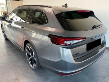 Skoda Superb IV Kombi 2.0 TDI 193KM 2026 SKODA Superb Sportline 2.0 TDI 4x4 DSG Combi 193KM 2026, zdjęcie 2