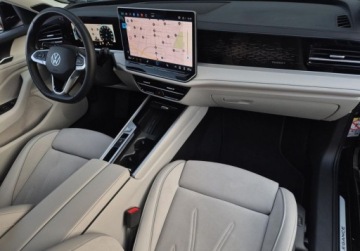 Volkswagen Passat B8 Variant Facelifting 2.0 TDI SCR 150KM 2024 Volkswagen Passat Variant SalonPL Elegance 2.0TDI 150KM DSG Masaz WEBASTO, zdjęcie 9