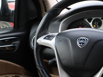 Lancia Delta III 2011 Lancia Delta 1.6 JTD, Navi, Xenon, Klima, zdjęcie 18