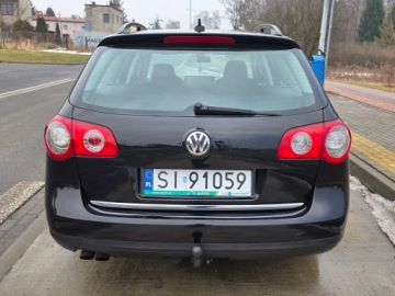 Volkswagen Passat B6 Variant 2.0 TDI PD-DPF 140KM 2007 Volkswagen Passat B6 2,0 TDI 140 KM, zdjęcie 12