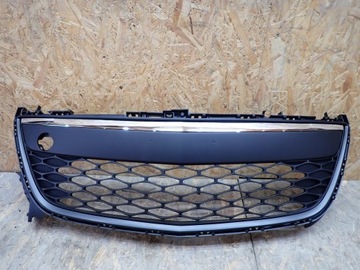 NOWA ŚRODKOWA KRATKA ZDERZAKA PRZEDNIEGO MAZDA CX7 ER 2006-2009R