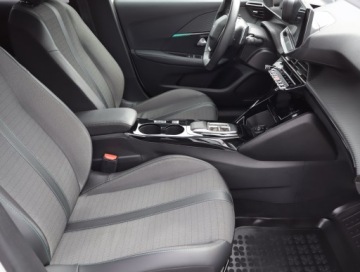 Peugeot 208 II Hatchback 1.2 PureTech 130KM 2022 Peugeot 208 1.2 PureTech, Salon Polska, zdjęcie 8