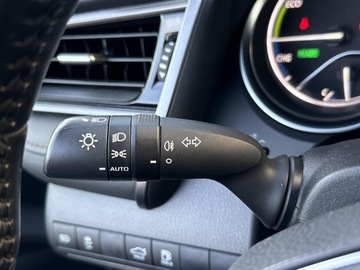 Toyota Camry IX Sedan 2.5 Hybrid Dynamic Force 218KM 2019 Toyota Camry 2.5 Hybrid Comfort CVT 2.5 Hybrid Com, zdjęcie 19