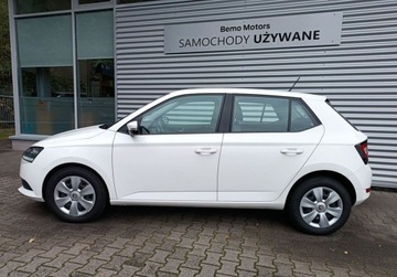 Skoda Fabia III Hatchback Facelifting 1.0 MPI 60KM 2020 Skoda Fabia 1.0 60KM Active SalonPL SerwisASO FV23 Iwl. Gwarancja Benzyna, zdjęcie 3