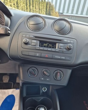 Seat Ibiza IV Hatchback 5d Facelifting 1.4 85KM 2014 Seat Ibiza 1.4b 86 5 drzwi Klima bez rdzy Zadbana 1.4 Benzyna 86KM, zdjęcie 15