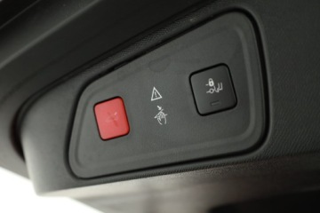 Peugeot 3008 II Crossover 1.2 PureTech 130KM 2018 Peugeot 3008 1.2 PureTech, Salon Polska, zdjęcie 9