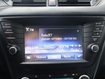 Toyota Avensis III Wagon Facelifting 2015 2.0 D-4D 143KM 2016 Toyota Avensis 2.0 D-4D, Salon Polska, Klima, zdjęcie 11