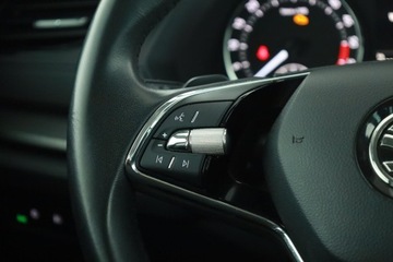 Skoda Octavia IV Kombi 2.0 TDI 150KM 2022 Skoda Octavia 2.0 TDI, Salon Polska, zdjęcie 10