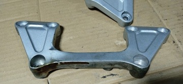 YAMAHA TDM 850 4TX UCHWYT MOCOWANIE SILNIKA RAMY ŁAPY MOCOWANIA UCHWYTY