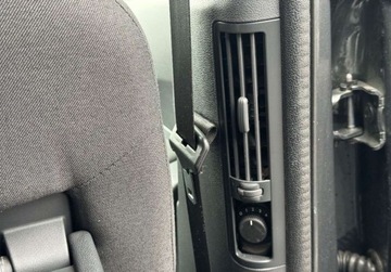 Peugeot 5008 I Minivan Facelifting 2.0 BlueHDi 150KM 2016 Peugeot 5008 LIFT 2,0 HDI 150KM Navi Climatronic Led Bezwypadkowy SERWIS A, zdjęcie 25