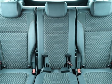 Opel Zafira C Tourer Facelifting 1.6 CDTI 120KM 2017 Opel Zafira Tourer 1.6 CDTI, Serwis ASO, 7 miejsc, zdjęcie 9