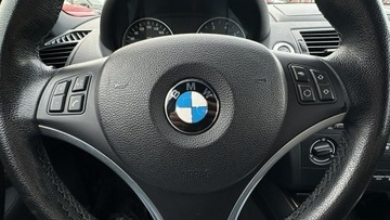 BMW Seria 1 E81/E87 2010 BMW 116 2.0 Benzyna Zarejestrowany Ubezpieczony, zdjęcie 28