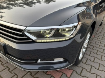 Volkswagen Passat B8 Variant 1.4 TSI BlueMotion Technology ACT 150KM 2017 Volkswagen Passat Variant Highline Full LED, zdjęcie 1