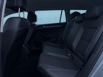 Volkswagen Passat B8 Variant Facelifting 2.0 TDI SCR 200KM 2022 Volkswagen Passat Alltrack, 2.0 TDI / 200KM, 4Moti, zdjęcie 12