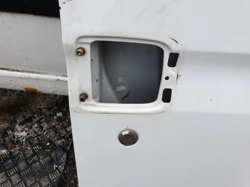 ДВЕРЬ ПЕРЕДНЯЯ ПРАВАЯ RENAULT MASTER II