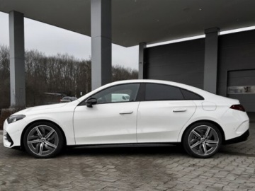 Mercedes CLA C118/X118 2026 MERCEDES-BENZ CLA 200 AMG Line Sedan 1.5 (163KM) 2026, zdjęcie 2