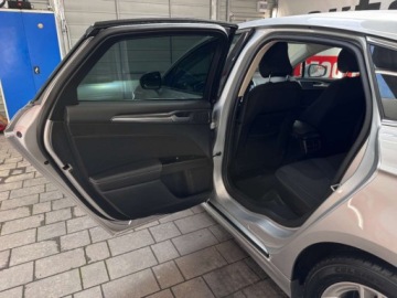 Ford Mondeo V Sedan 2.0 TDCi 180KM 2016 Ford Mondeo TITANIUM rodzinny bezpieczny praktyczny przestronny ekonomiczny, zdjęcie 31