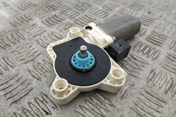 MOTOREK OKNO ZADNÍCH LEVÝCH DVEŘE MERCEDES-BENZ E (W211) A2118202342