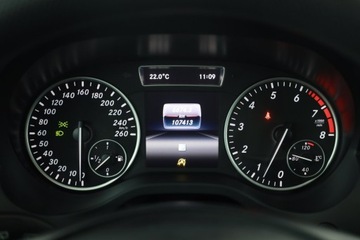 Mercedes GLA I Off-roader 1.6 180 122KM 2016 Mercedes GLA GLA 180, Salon Polska, Xenon, zdjęcie 7