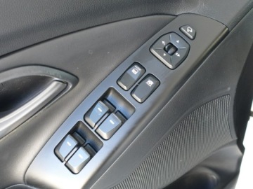 Hyundai ix35 SUV Facelifting 2.0 CRDi 184KM 2014 Hyundai ix35 2.0 CRDI, zdjęcie 15