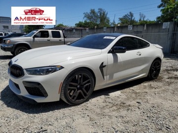 BMW 2022 BMW M8 2022r., 4x4, 4.4L 4.4 Benzyna 617KM