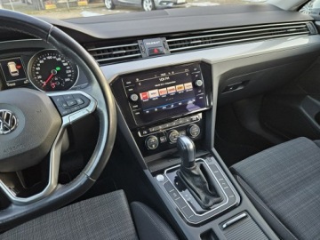 Volkswagen Passat B8 Variant 2.0 TDI BlueMotion SCR 150KM 2019 Volkswagen Passat Variant 2,0 diesel 150KM DSG LED, zdjęcie 10