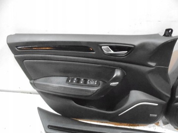 Сиденья Renault Megane IV RS с обивкой