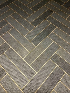 WYKŁADZINA PCV GUMOLIT LINOLEUM JODEŁKA GRUBA DESKA SZARA CIEMNA FILC