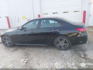 Mercedes Klasa C W206 2024 Mercedes-Benz Klasa C 300 2024 2.0 Benzyna 255KM, zdjęcie 2