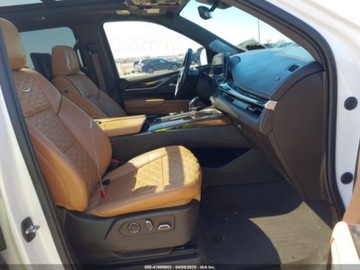 Cadillac Escalade III 2021 Cadillac Escalade ESV Premium Luxury 2021 6.2l 6.2 Benzyna 420KM, zdjęcie 9